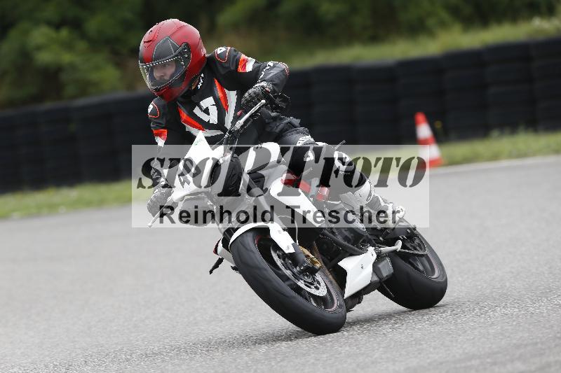 /37 28.07.2025 Dunlop Ride und Test Day ADR/Einsteiger gruen/40